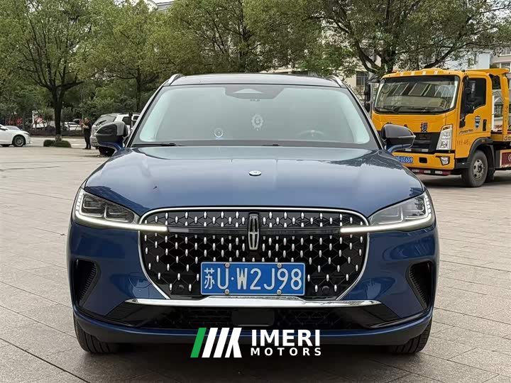 Lynk & Co Adventurer 2023 2.0T two-wheel drive exclusive edition