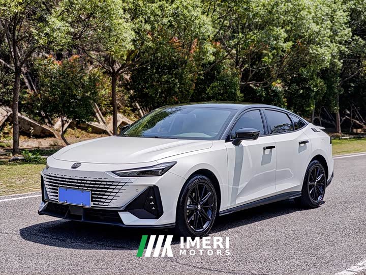 Changan UNI-V 2023 1.5T premium