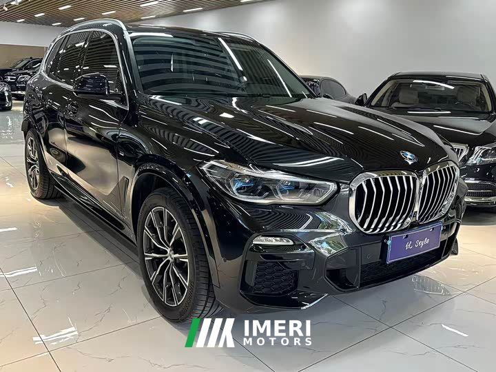 BMW X5 xDrive40i Deluxe Version M