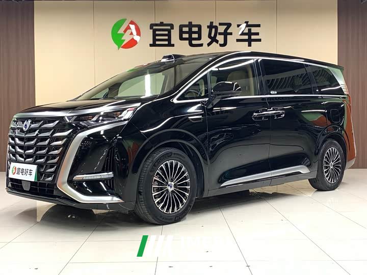 Denza D9 DM-i smart driving version 1020 four-wheel drive flagship