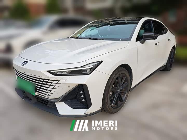 Changan UNI-V 1.5T Premium Version