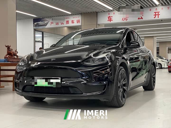 Tesla Model Y standard range rear-wheel drive version