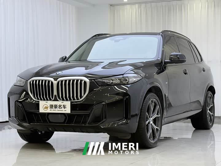 BMW X5 xDrive 30Li Deluxe VersionM