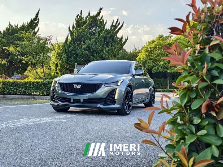 Cadillac CT5 28T Luxury Version