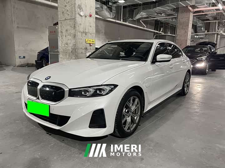 BMW i3 eDrive 35 L