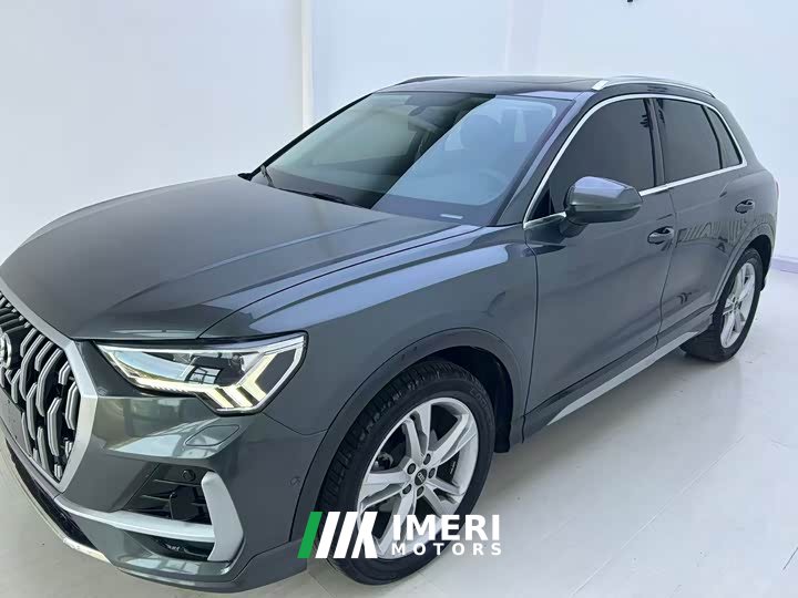 Audi Q3 35 TFSI aggressive and dynamic