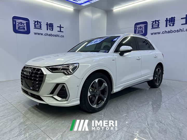 Audi Q3 35 TFSI Fashionable and Dynamic (1.4T)