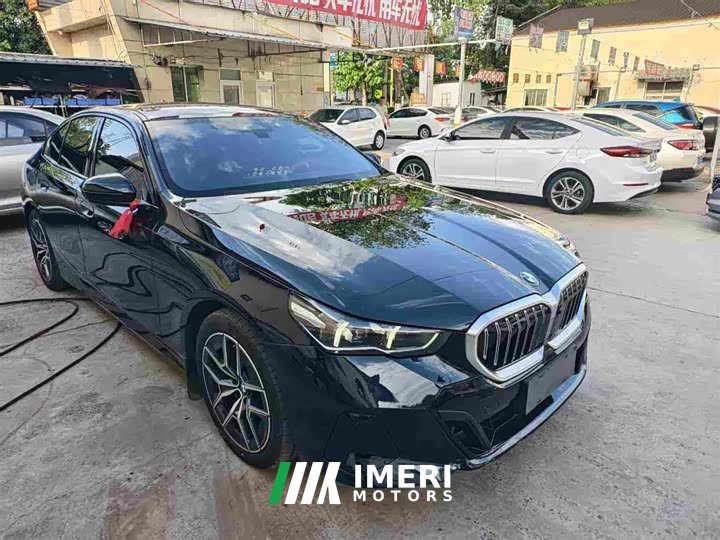 BMW 5 530i Version M