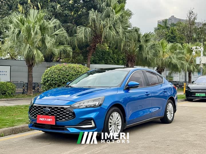 Ford Focus Sedan EcoBoost 180 Automatic NeochaEDGE