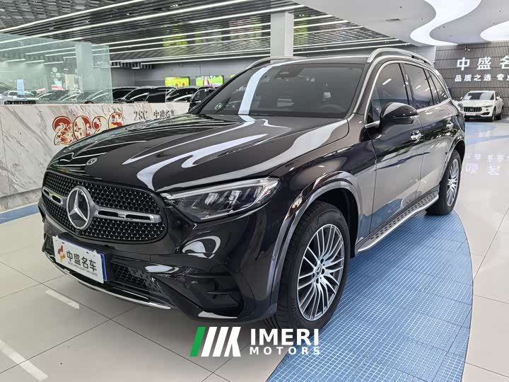 Mercedes-Benz GLC 300 L 4MATIC Dynamic 5-seater
