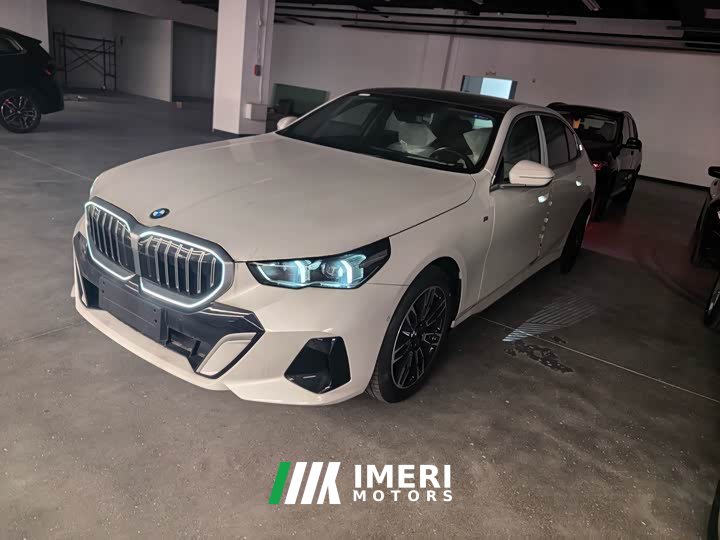 BMW 5 530Li Version M