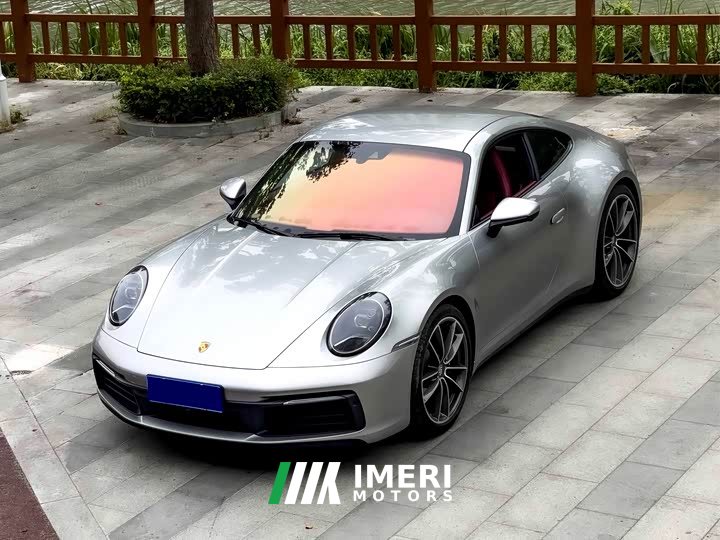 Porsche 911 Carrera 3.0T
