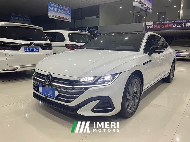 FAW-Volkswagen CC 380TSI eye-catching version