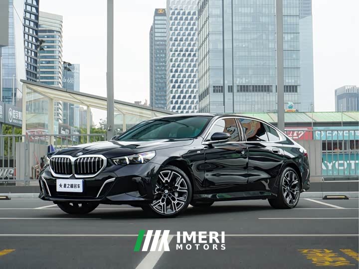 BMW 5 530Li Deluxe Version M