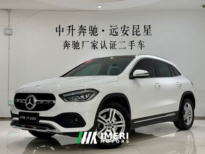 Mercedes-Benz GLA 200