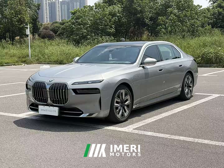 BMW i7 xDrive60L Luxury