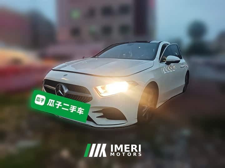 Mercedes-Benz A-Class facelift A 180 L sports sedan