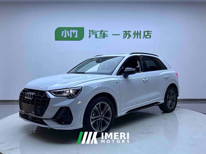 Audi Q3 35 TFSI Fashionable and Dynamic (1.4T)