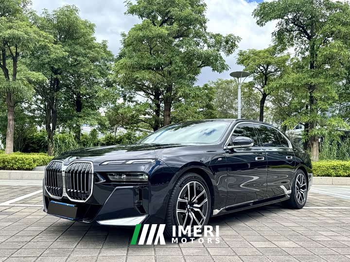 BMW 7 735Li M
