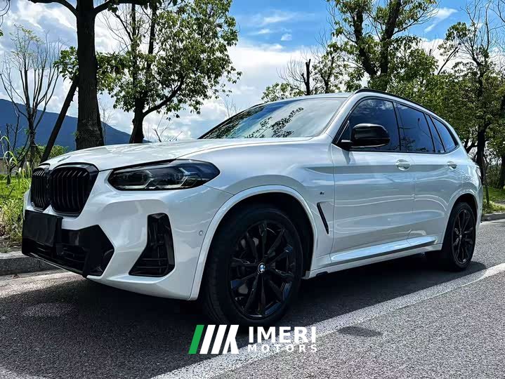 BMW X3 xDrive30i Deluxe Version M