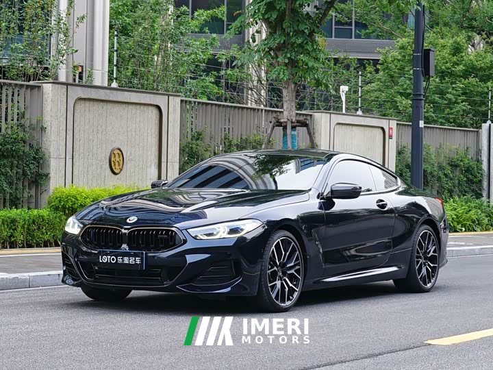 BMW 8 Series 2022 840i Coupe M Sport Package