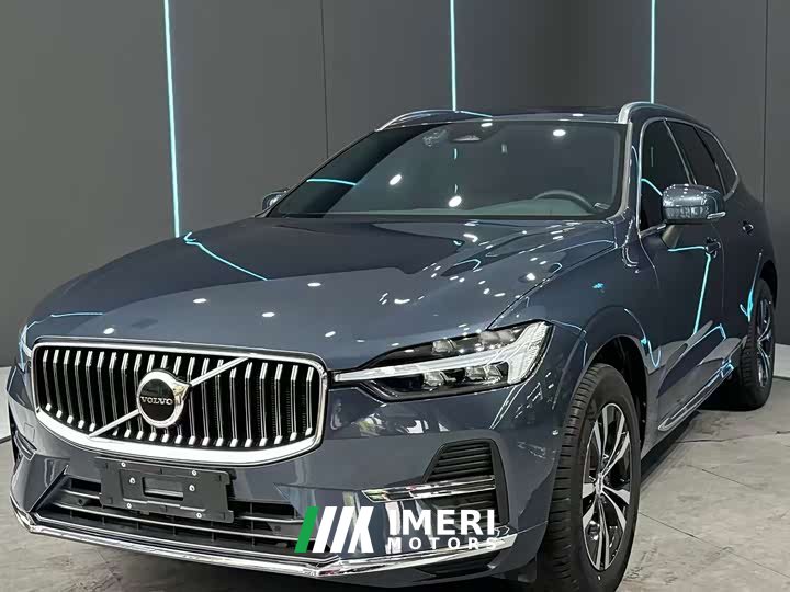 Volvo XC60 B5 AWD Plus Luxury
