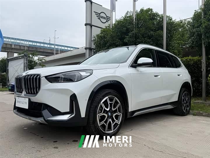 BMW X1 sDrive25Li X Design Package