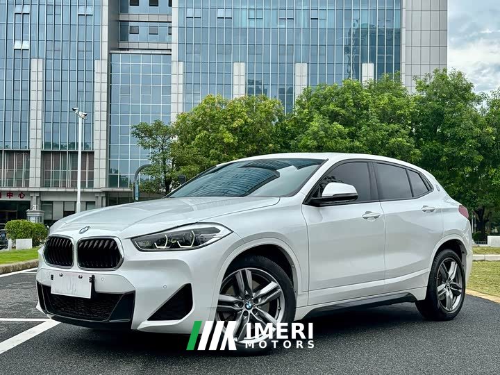 BMW X2 xDrive25i M Off-Road Package