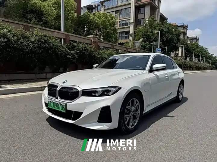 BMW i3 eDrive 35 L