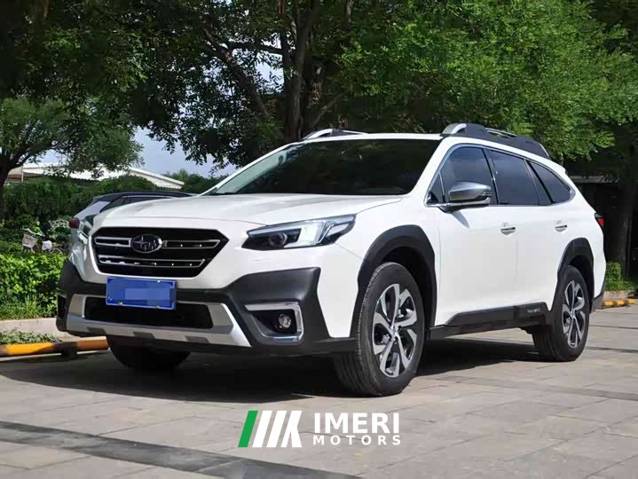 Lexus Outback 2.5i flagship version EyeSight