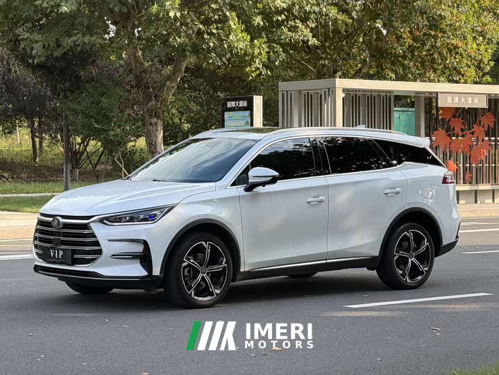 BYD DM-i 112KM Premium Version