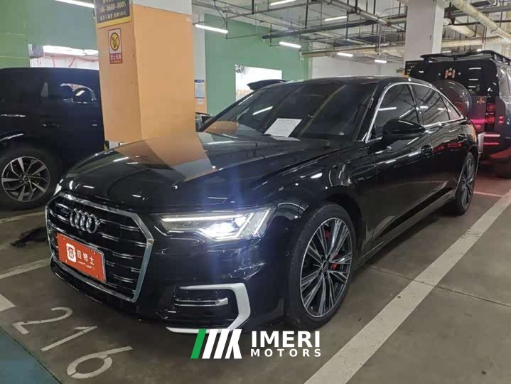 Audi A6L 55 TFSI quattro Deluxe Version