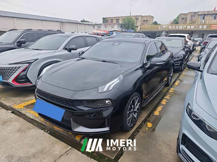 Lynk & Co 03 2.0TD Pro