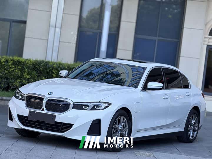 BMW i3 eDrive 35 L