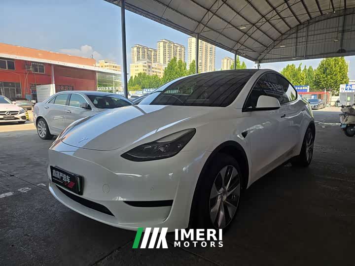 Tesla Model Y Edition