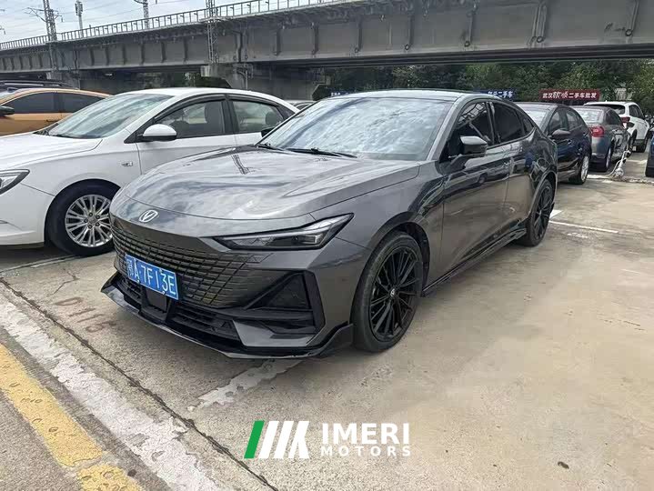 Changan UNI-V 1.5T Edition