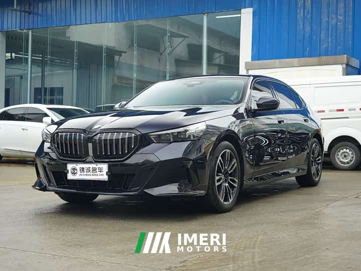 BMW 5 Series 530Li Leading M Sports Package