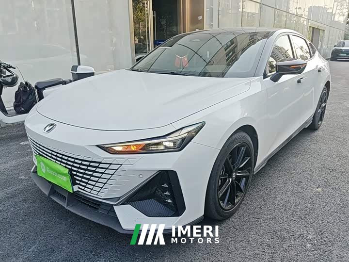 Changan UNI-V 1.5T Premium Version