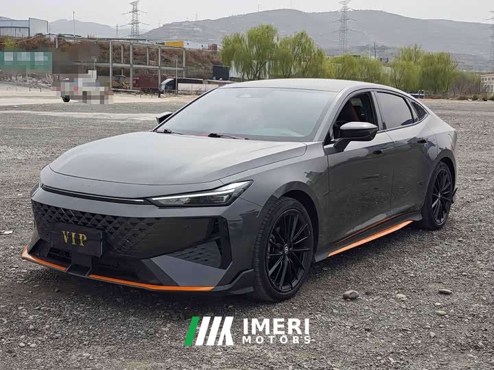 Changan UNI-V 1.5T Premium Version