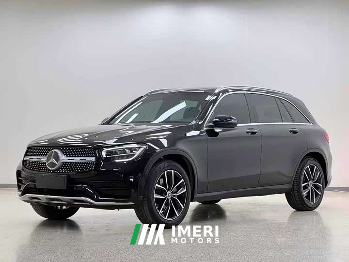 Mercedes-Benz GLC 260 L 4MATIC Luxury Version