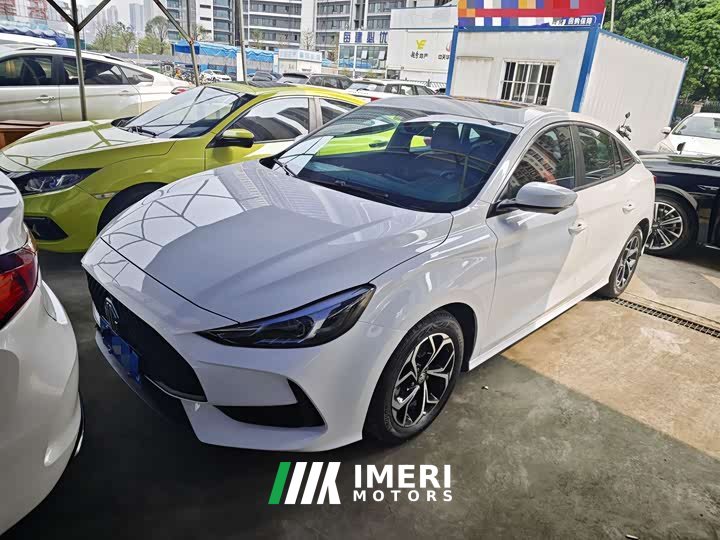 SAIC MG5 180DVVT CVTLuxury Edition