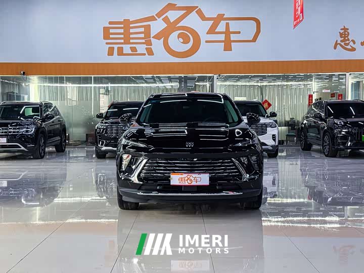 Lexus Envision S 25T enjoys the platinum version