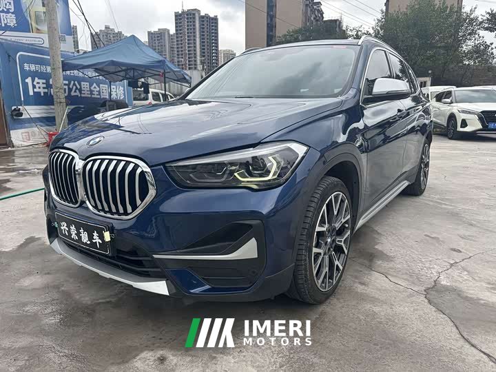 BMW X1 xDrive25Li Deluxe Version