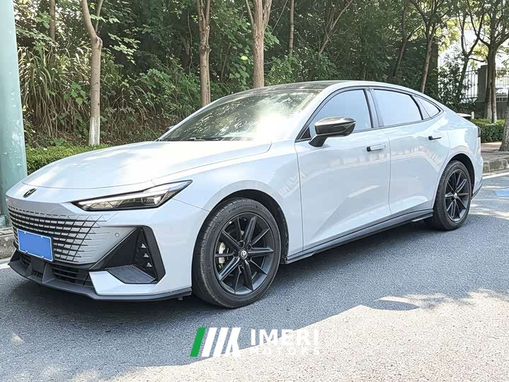 Changan UNI-V 1.5T Premium Version