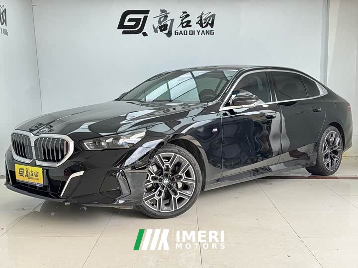 BMW 5 530Li Deluxe Version M