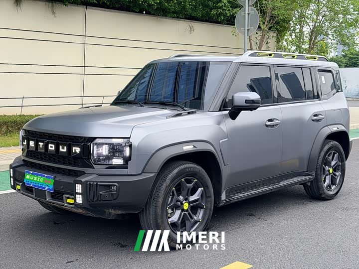 Jetour Traveler 2.0T 4WD Crossing PRO Entertainment Edition