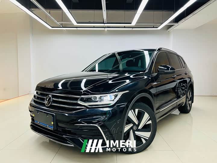 Volkswagen Tiguan L 330TSI automatic two-wheel drive R-Line version