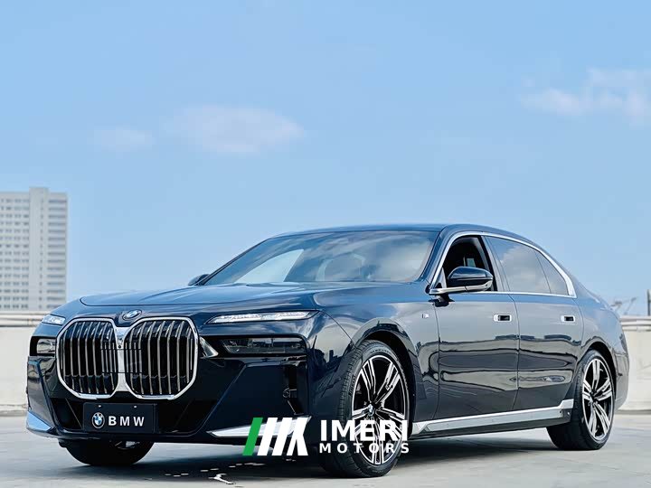 BMW 7 Series 2023 740Li M Sport Package