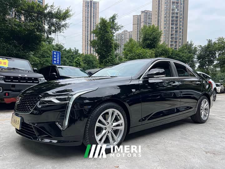 Cadillac CT4 25T Fashion