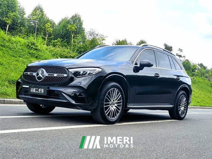 Mercedes-Benz GLC 300 L 4MATIC Dynamic 5-seater